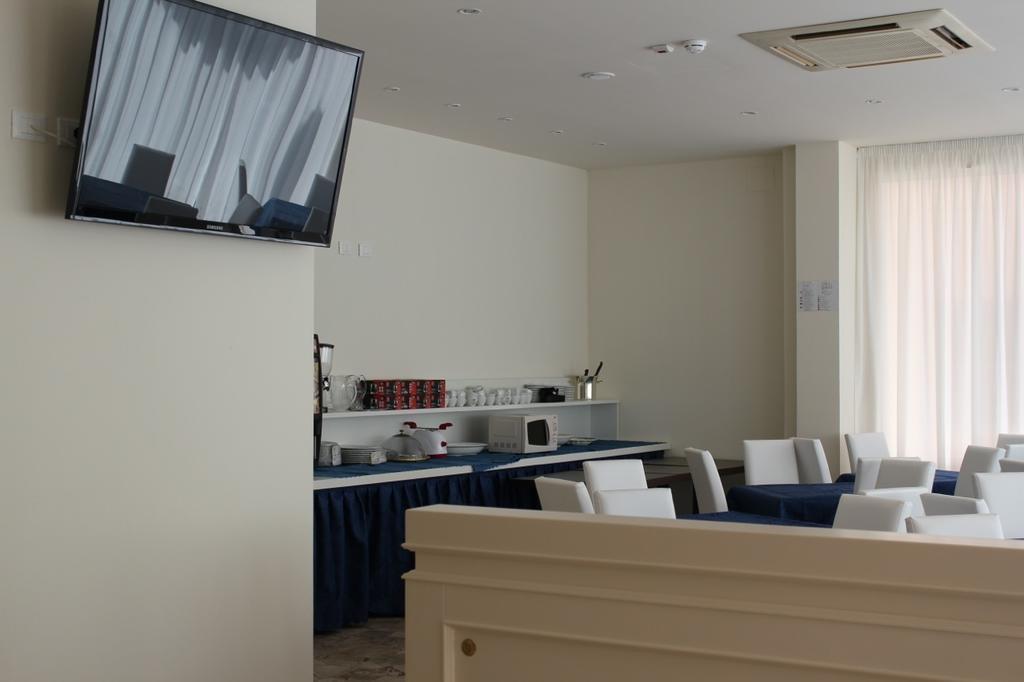 Hotel Marina Rimini Luaran gambar