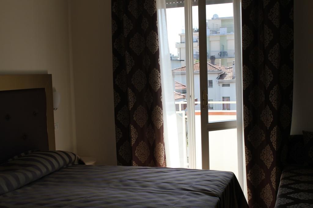 Hotel Marina Rimini Bilik gambar